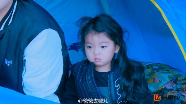 爸爸去哪儿第四季阿拉蕾董力搞笑GIF动图 崔雅涵经典语录搞笑台词（3）