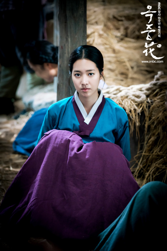 狱中花玉儿扮演者是谁 陈世妍个人资料家庭背景介绍